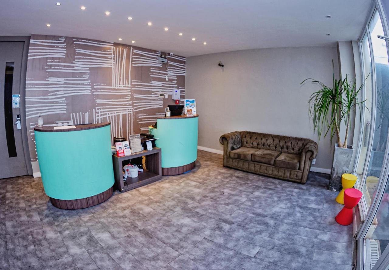 B Hotel Salvador Bagian luar foto